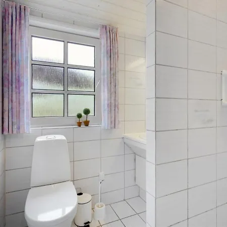 Pauna - 50m From The Sea In Lolland- Falster And Mon By Interhome *