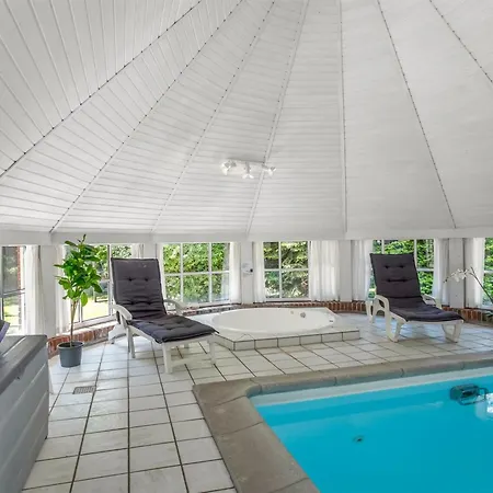 Nyaraló Pauna - 50m From The Sea By Interhome Bøtø By