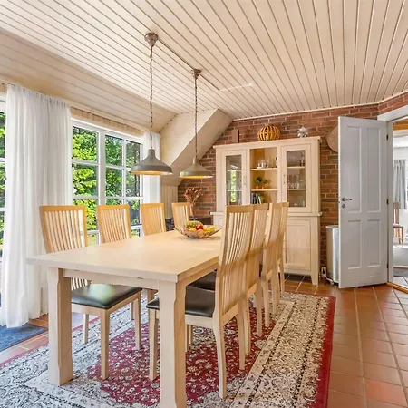 Pauna - 50m From The Sea By Interhome Bøtø By